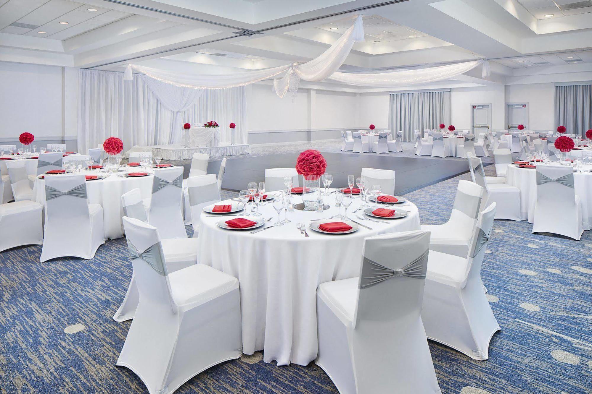 Doubletree By Hilton Los Angeles/Commerce Exterior foto